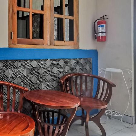 Reddoorz Near Pantai Pancer Door Pacitan Exterior foto